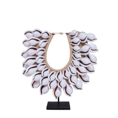 Egg shell papuan necklace